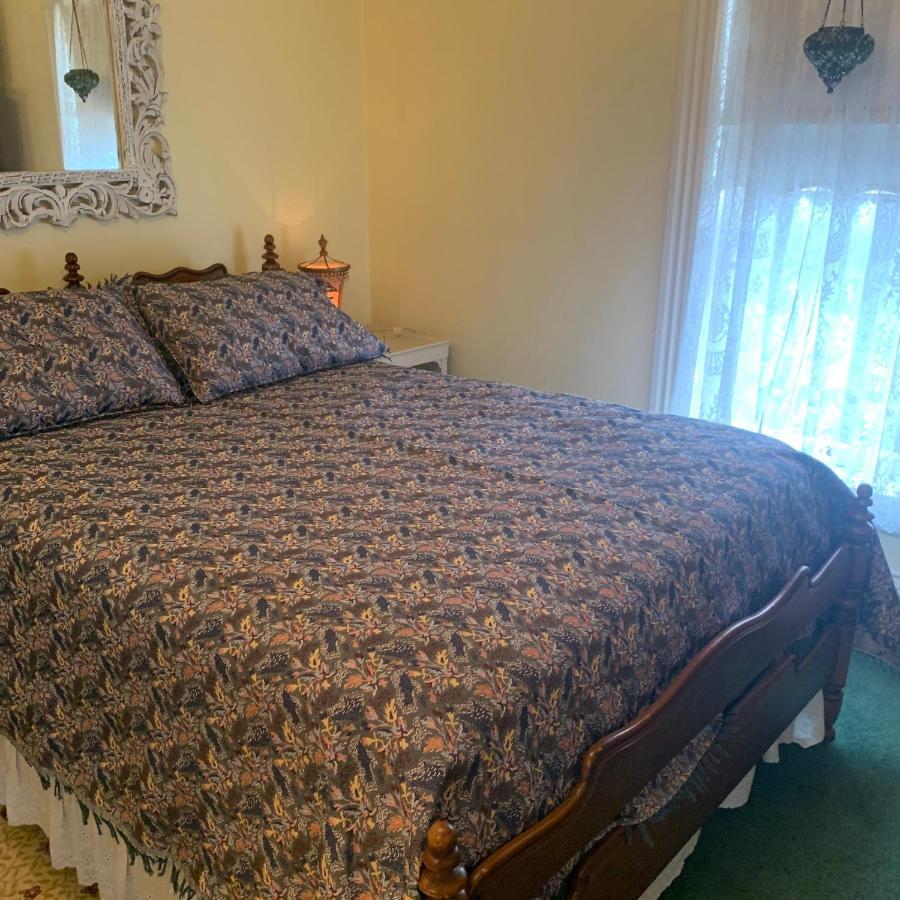 Innisfree Bed & Breakfast South Bend Exteriör bild