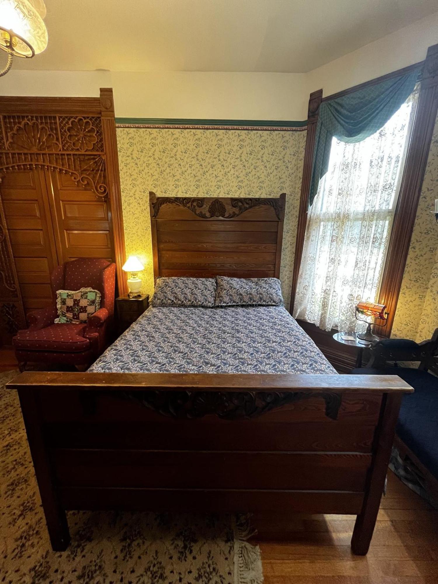 Innisfree Bed & Breakfast South Bend Exteriör bild