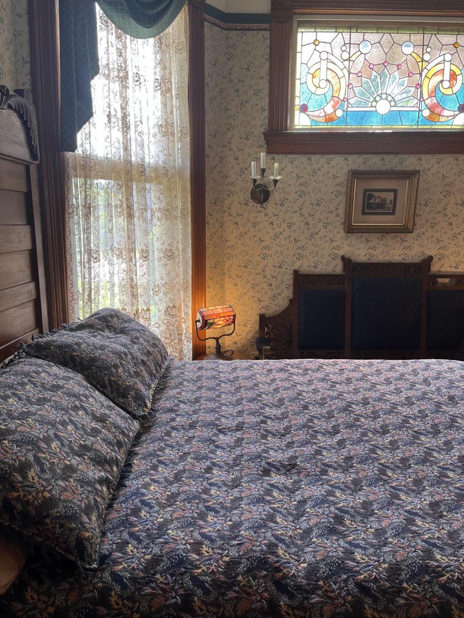 Innisfree Bed & Breakfast South Bend Exteriör bild