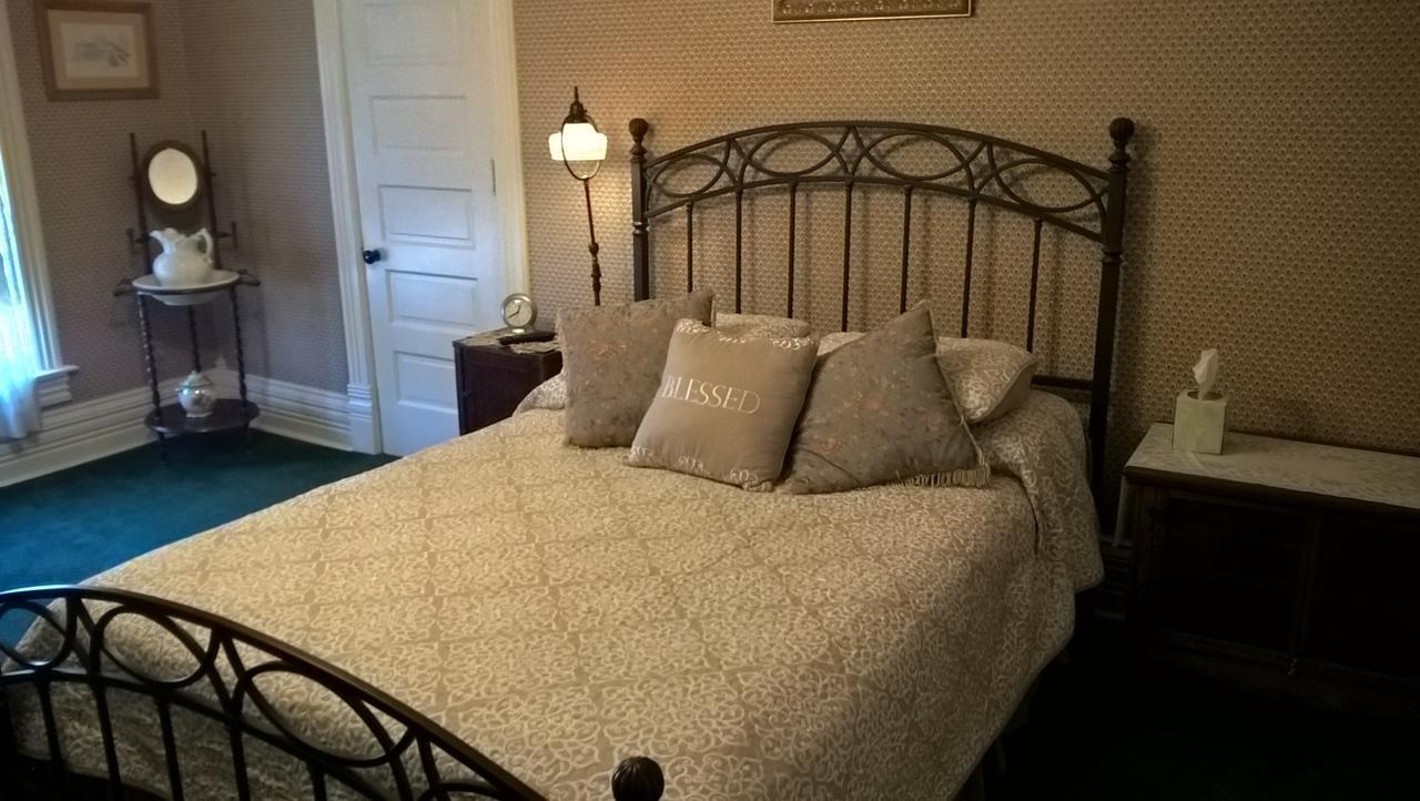 Innisfree Bed & Breakfast South Bend Exteriör bild